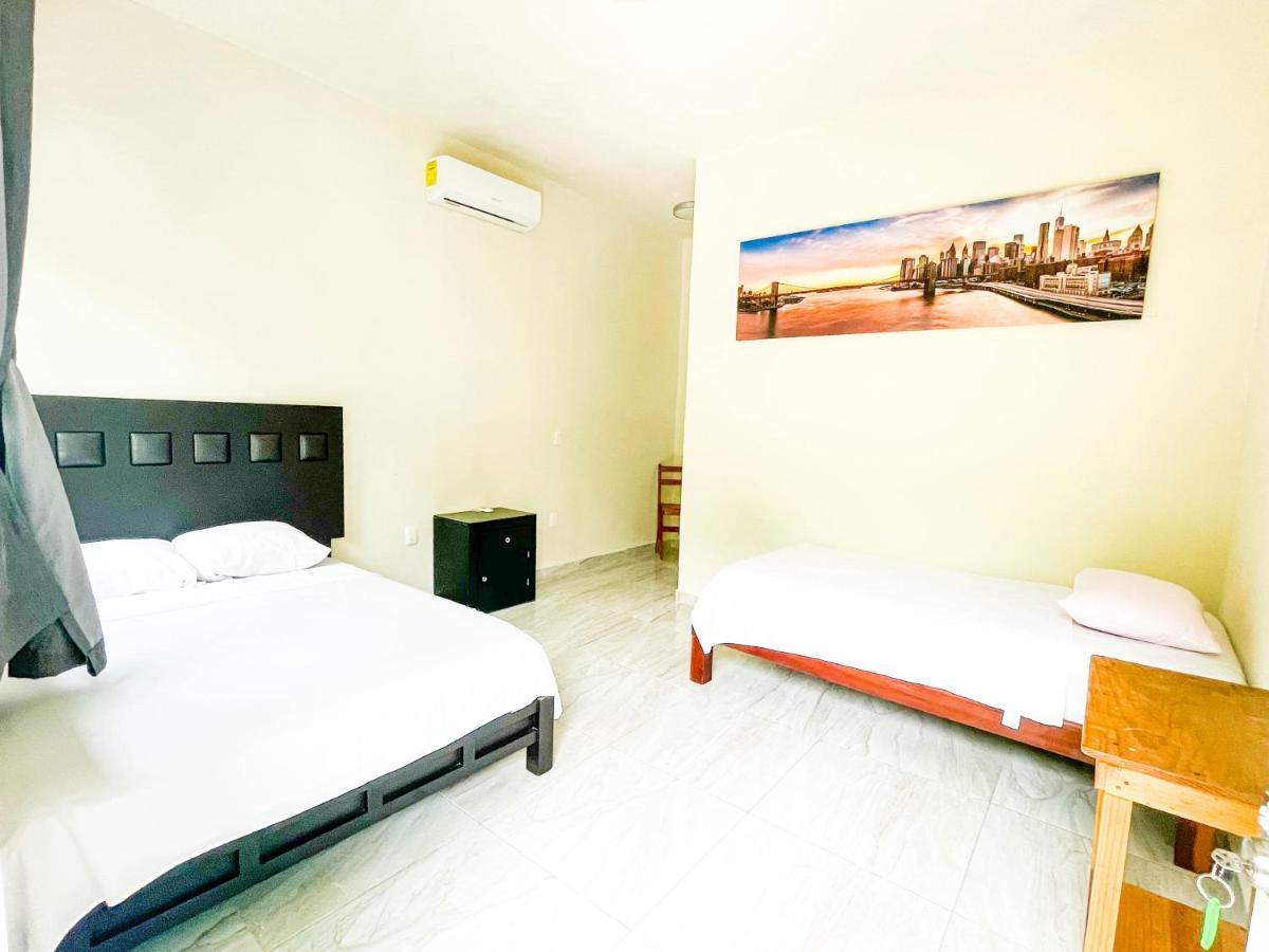 Hotel Vias Maya Бакалар Екстериор снимка
