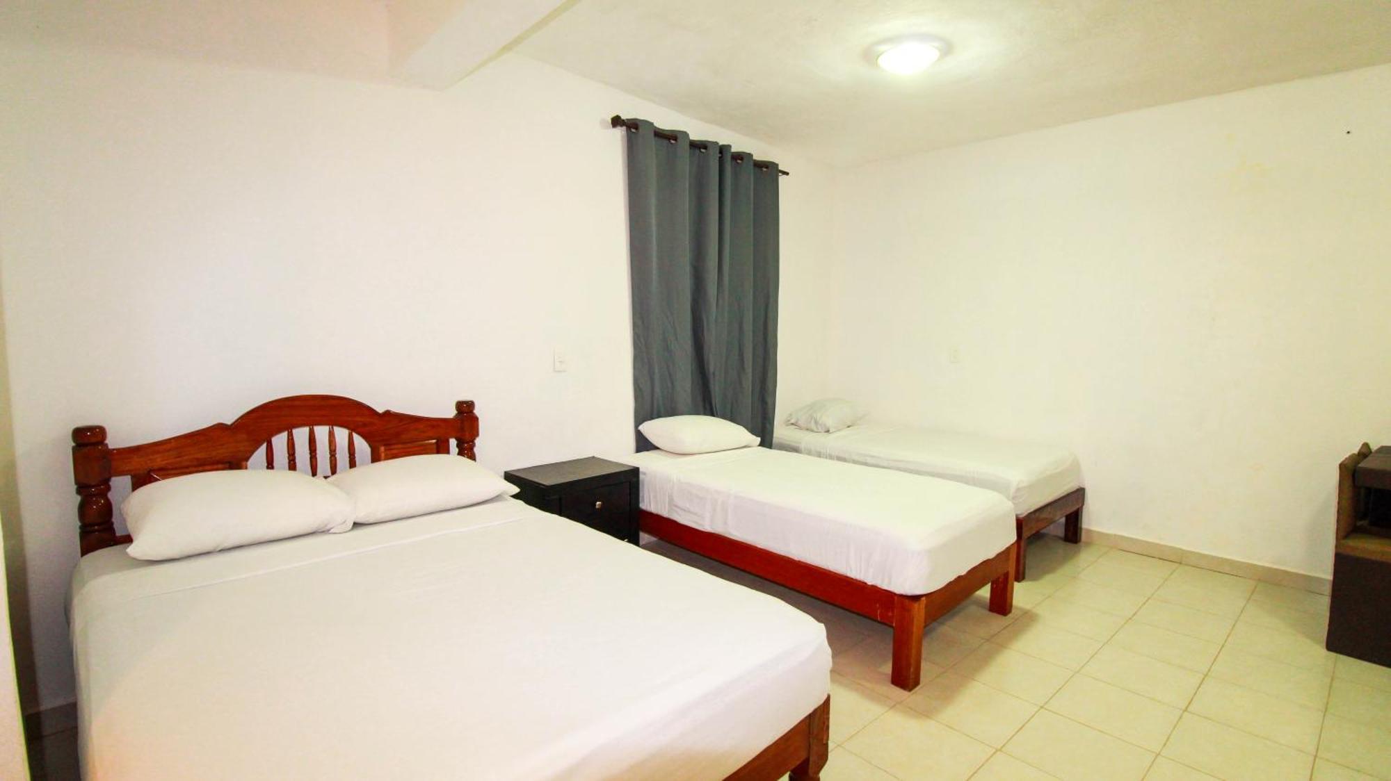 Hotel Vias Maya Бакалар Екстериор снимка