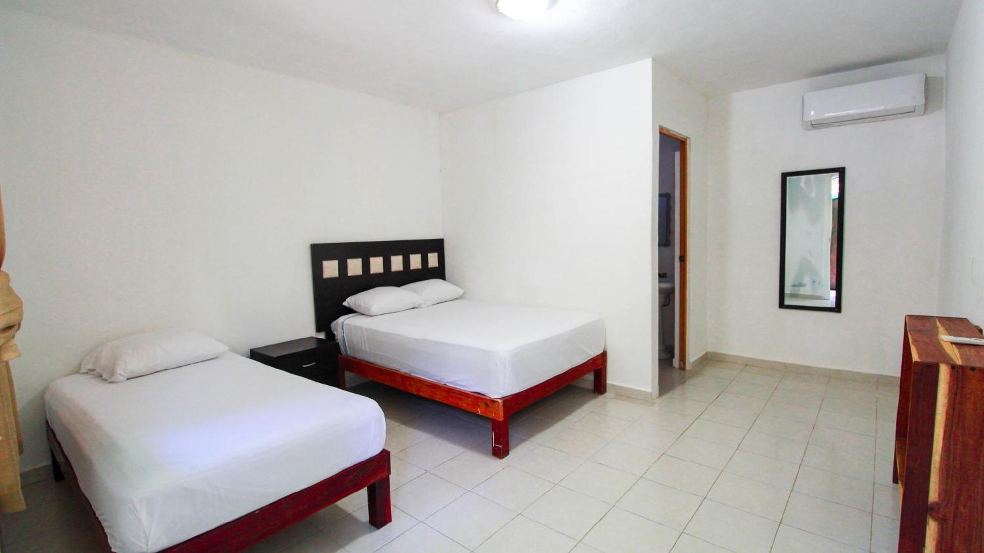 Hotel Vias Maya Бакалар Екстериор снимка