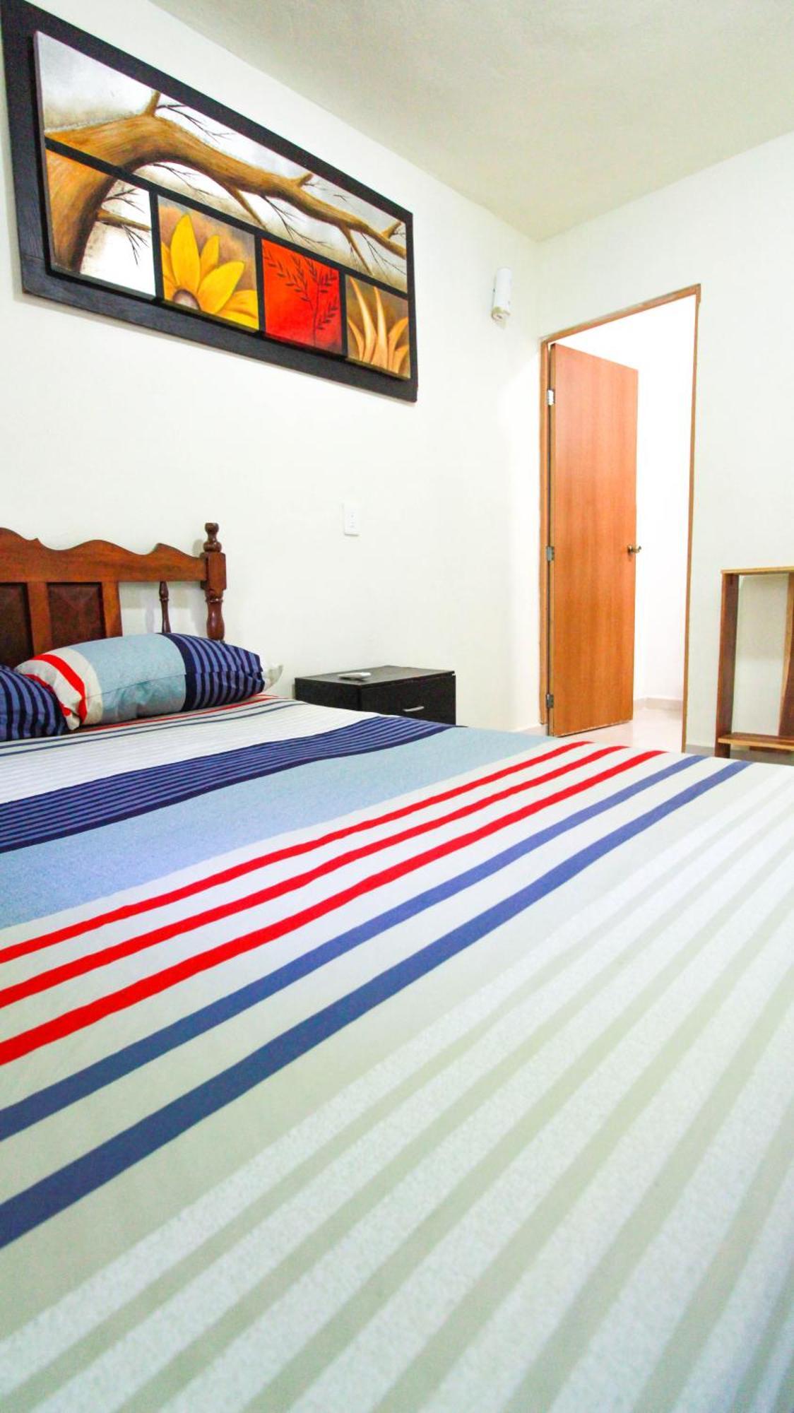 Hotel Vias Maya Бакалар Екстериор снимка