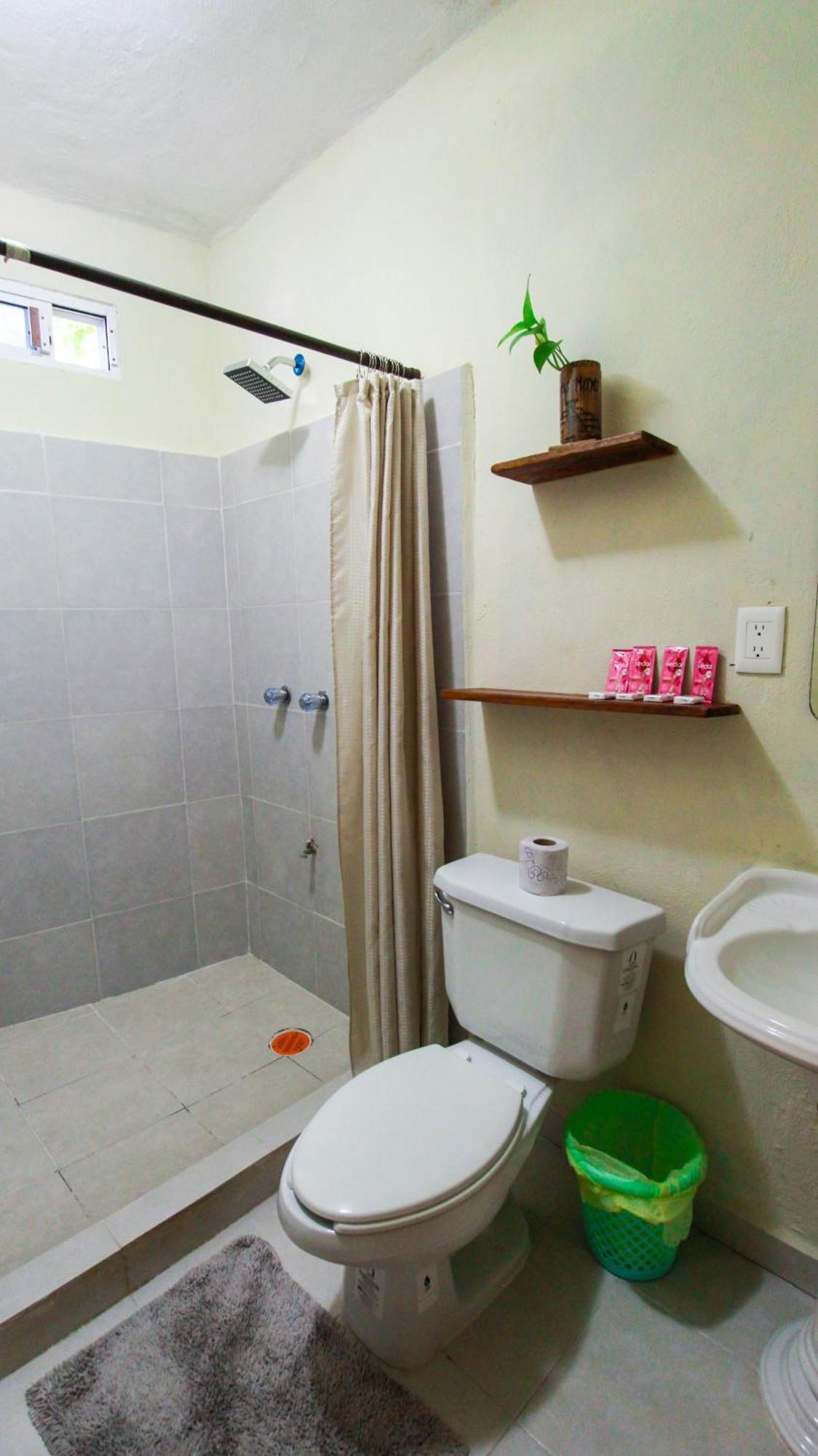 Hotel Vias Maya Бакалар Екстериор снимка